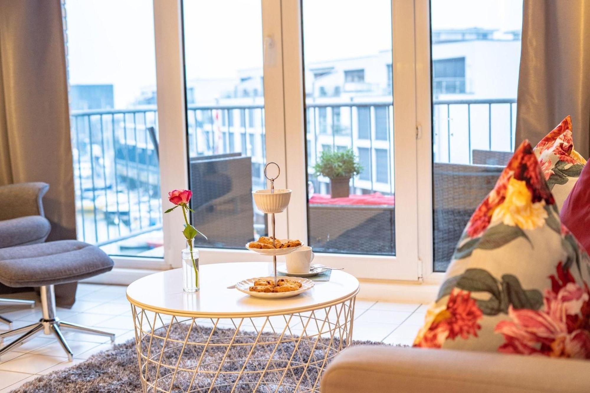 Marina-View Apartman Cuxhaven Kültér fotó